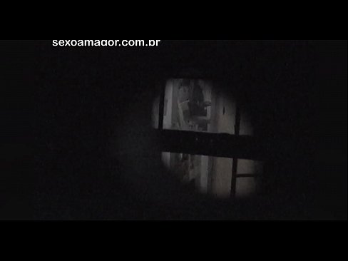 ❤️ Бландзінка таемна здымаецца на відэа з суседскага вуаерыста, схаванага за пустымі цэгламі ️ Якаснае порна на be.passionateembracespotlight.ru ❤